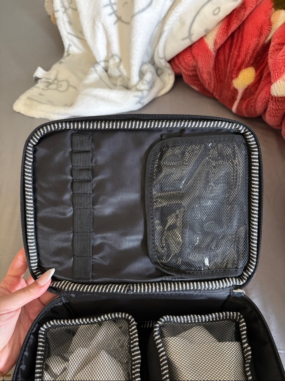 Sephora Collection makeup case - Picture 4 of 7
